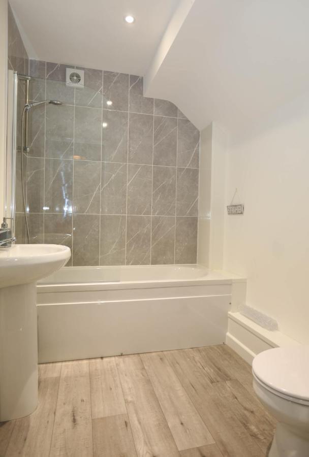 Exmouth - Apartment 2, Strand House - Modern 2 Bedroom Apartment, Perfect Location For Access To Beach & Town Centre - Sleeps 4 Guests - Hosted By Rentmyhouse Extérieur photo